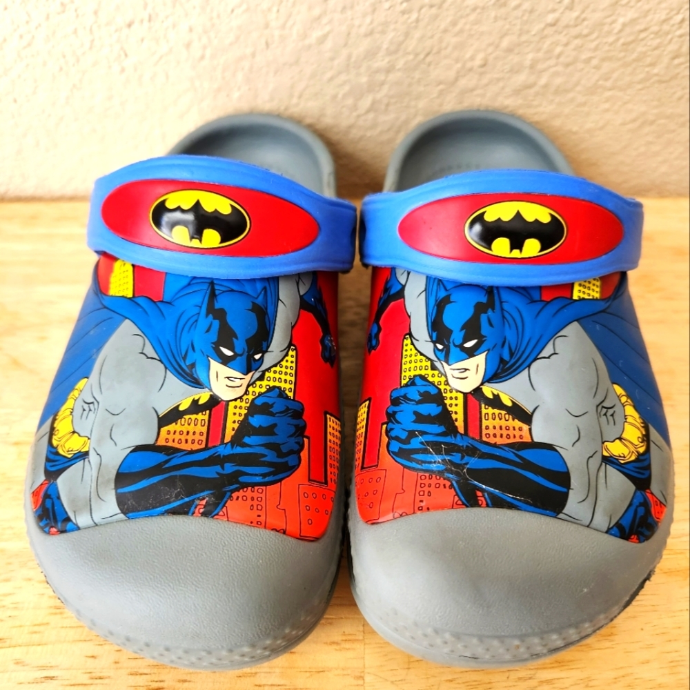 Batman Crocs